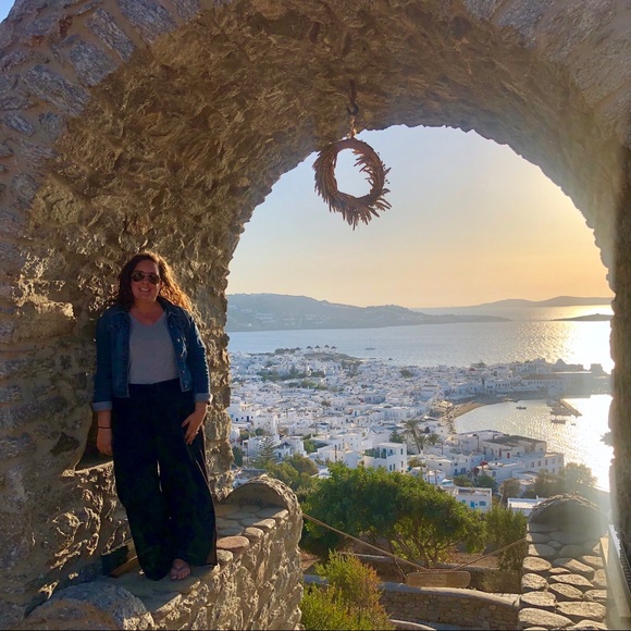 Meet The Posher - Cynthia - Picture 7 of 7